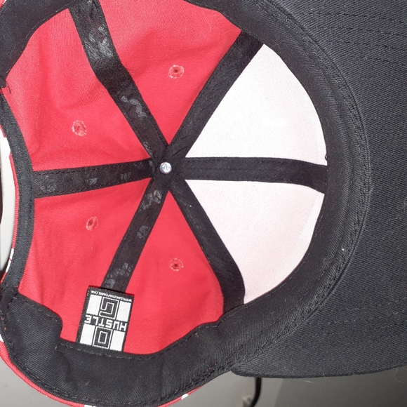 Hat - Picture 3 of 3